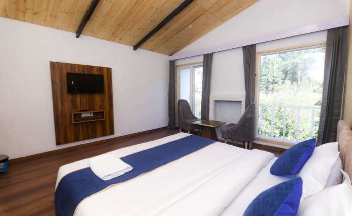 Harsil Village Resort Premium Cottages